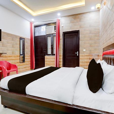 Hotel O Gupta Residency Ноида Екстериор снимка