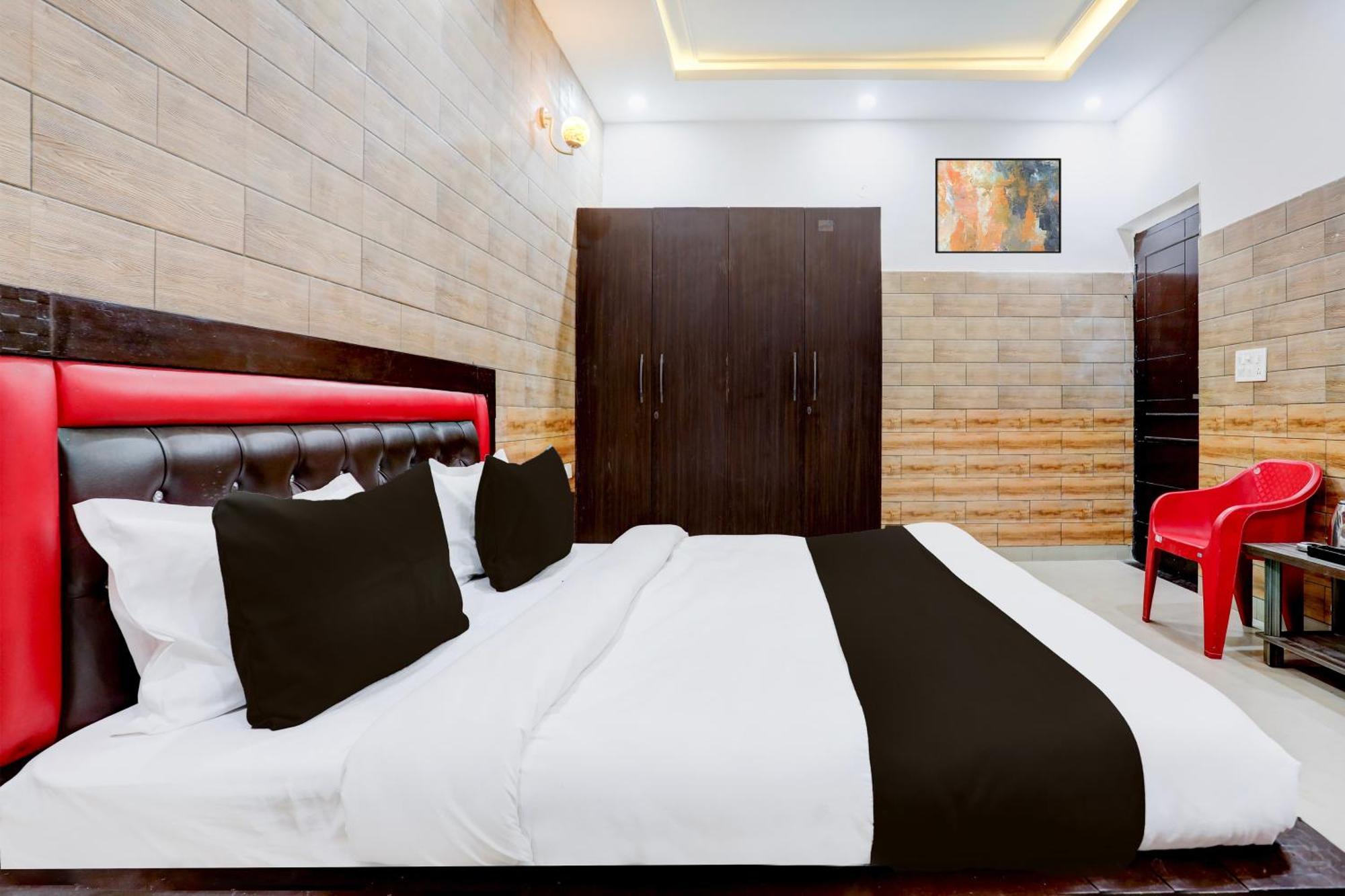Hotel O Gupta Residency Ноида Екстериор снимка