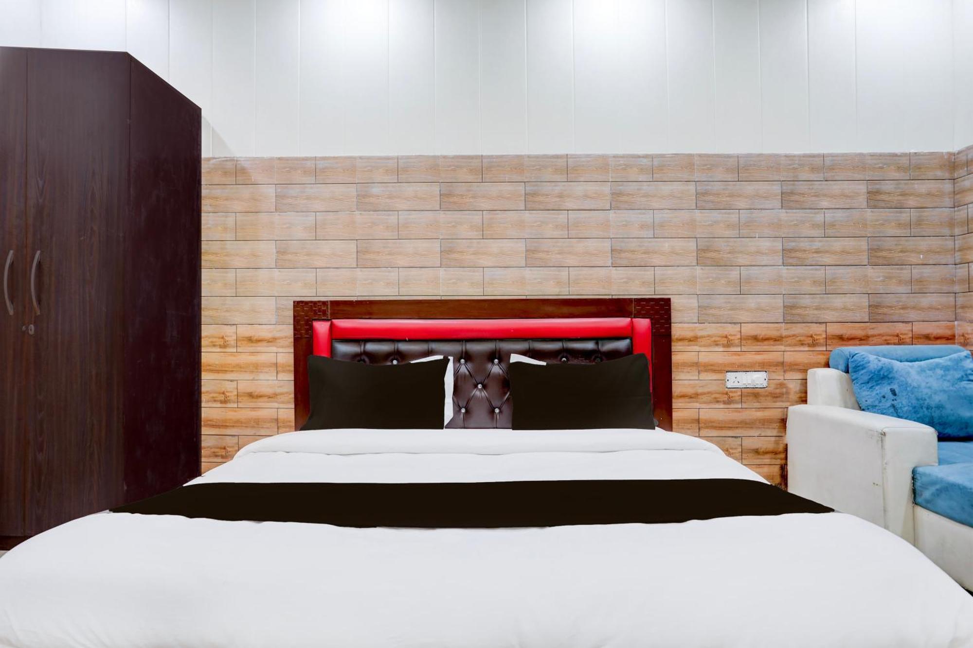 Hotel O Gupta Residency Ноида Екстериор снимка