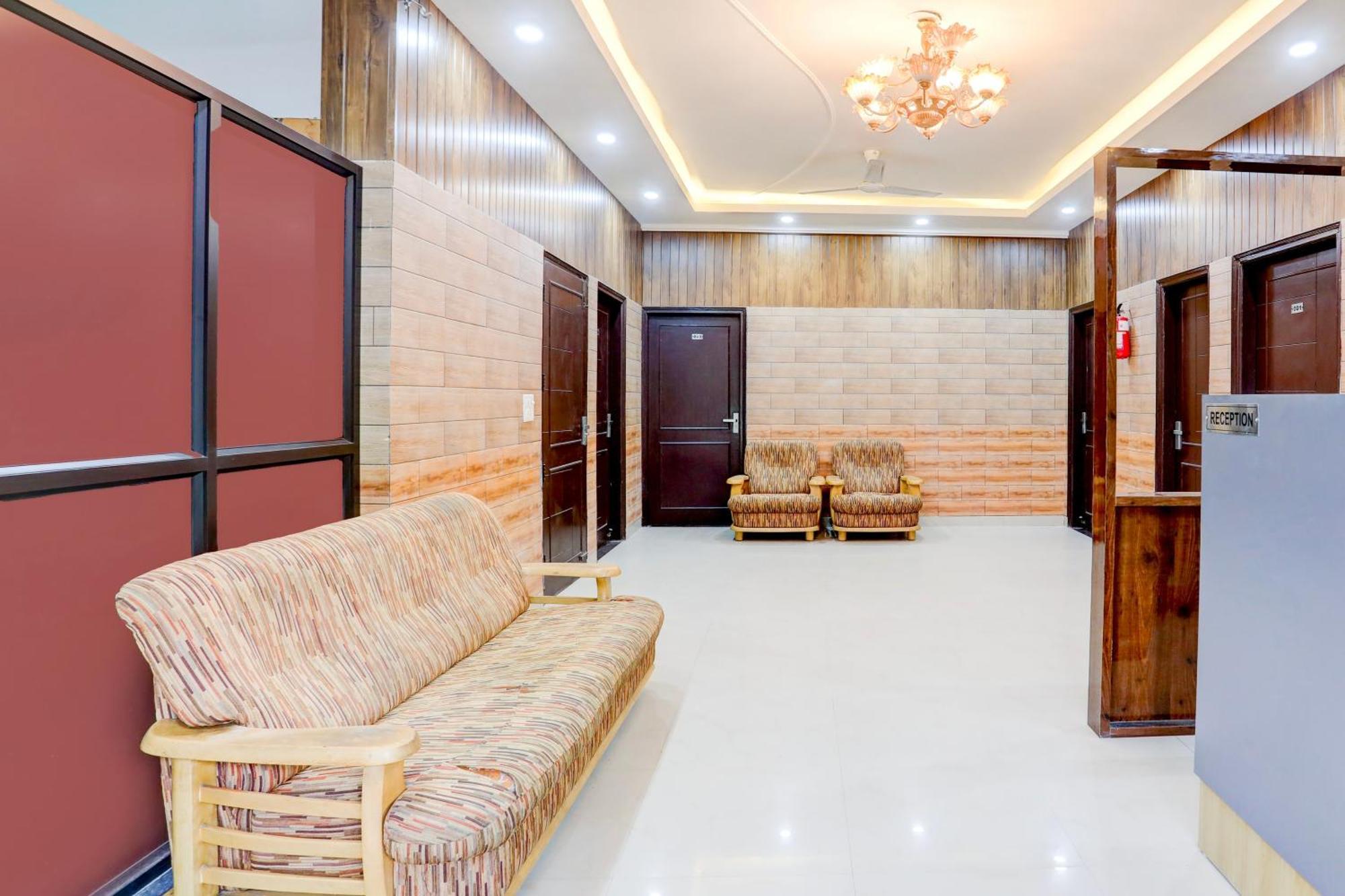 Hotel O Gupta Residency Ноида Екстериор снимка
